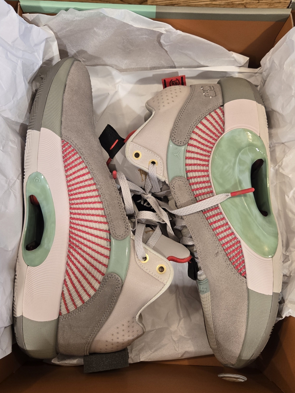 Nike Mens Jordan 35 Gray and Coral Sneakers with Mint Accents